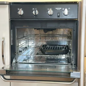 Burstner Lyseo TD 680 G Thetford Oven