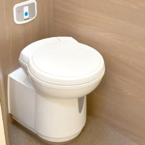 Burstner Lyseo TD 680 G Thetford Toilet