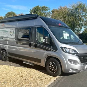 Malibu Diversity 600 DB K GT Skyview Pop Top Campervan 7912 - Exterior Front Right