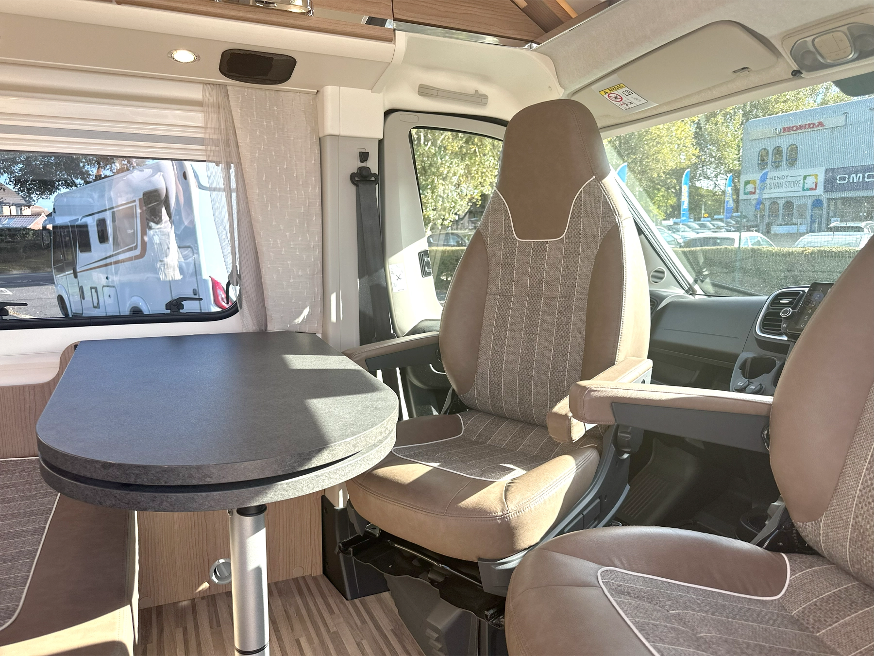 Malibu Diversity 600 DB K GT Skyview Pop Top Campervan 7912 - Lounge Cab Seats