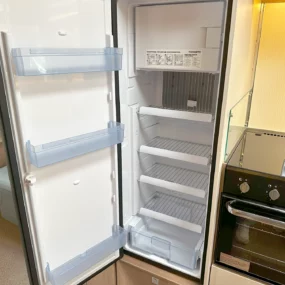 Burstner Lyseo TD 745 Harmony Line Motorhome Dometic Fridge Freezer