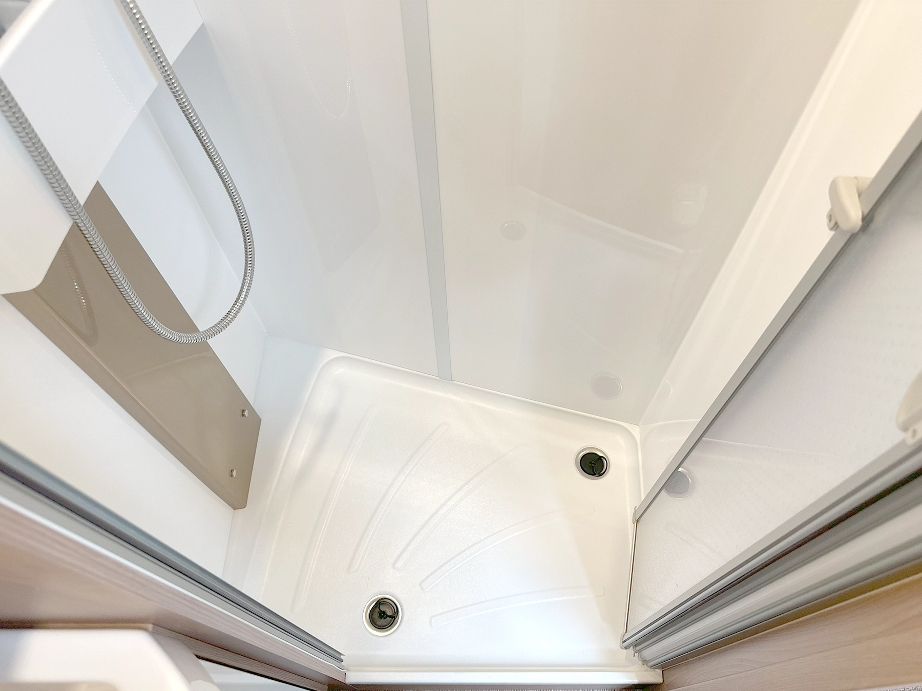 Burstner Lyseo TD 745 Harmony Line Motorhome Shower Floor