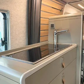 Hymer Grand Canyon S Crossover Pop Top Kitchen Worktop
