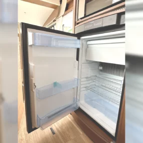 Niesmann Arto 77e Dometic Fridge