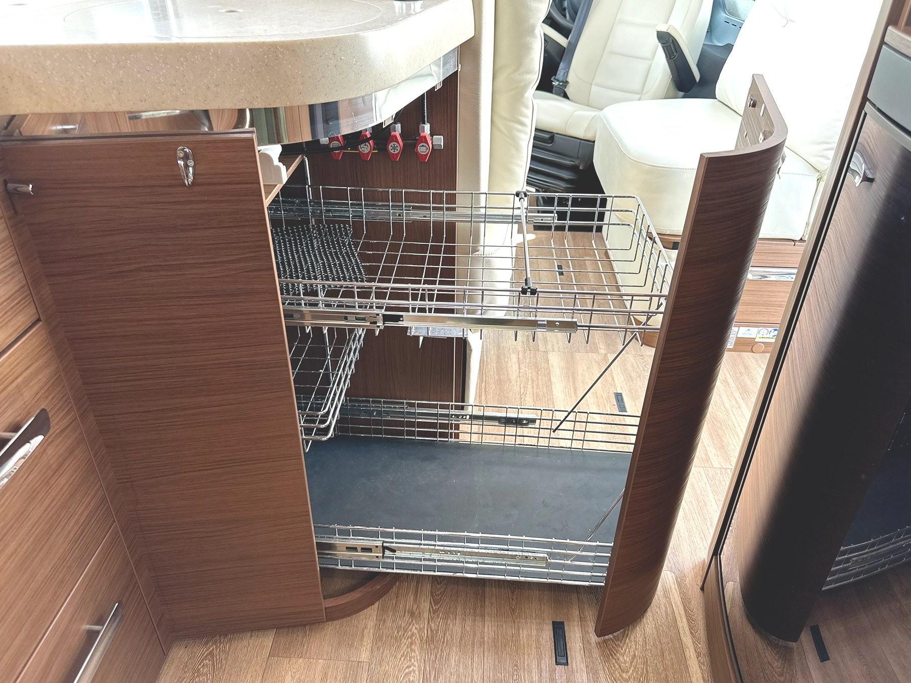 Niesmann Arto 77e Kitchen Cupboard
