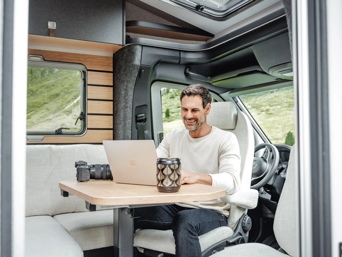 Hymer ML-T 570 Xperience Motorhome - Lounge Working