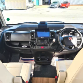 Niesman Arto 77e Used Motorhome 9389 - Cab