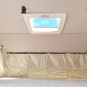 Niesman Arto 77e Used Motorhome 9389 - Cab Drop Down Bed Skylight