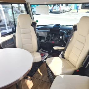 Niesman Arto 77e Used Motorhome 9389 - Cab Swivel Seats