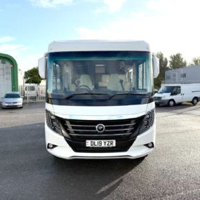 Niesman Arto 77e Used Motorhome 9389 - Exterior Front