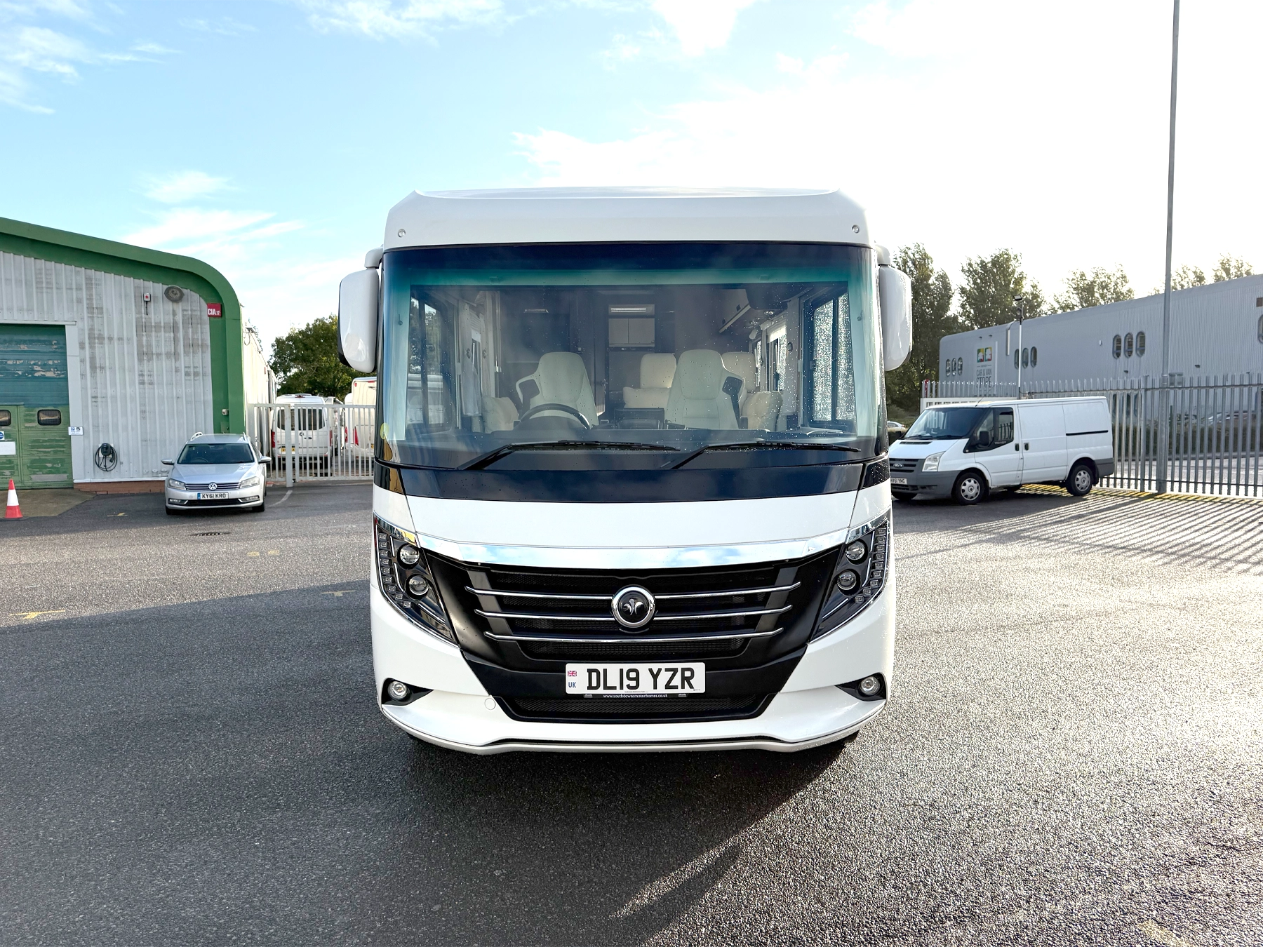 Niesman Arto 77e Used Motorhome 9389 - Exterior Front