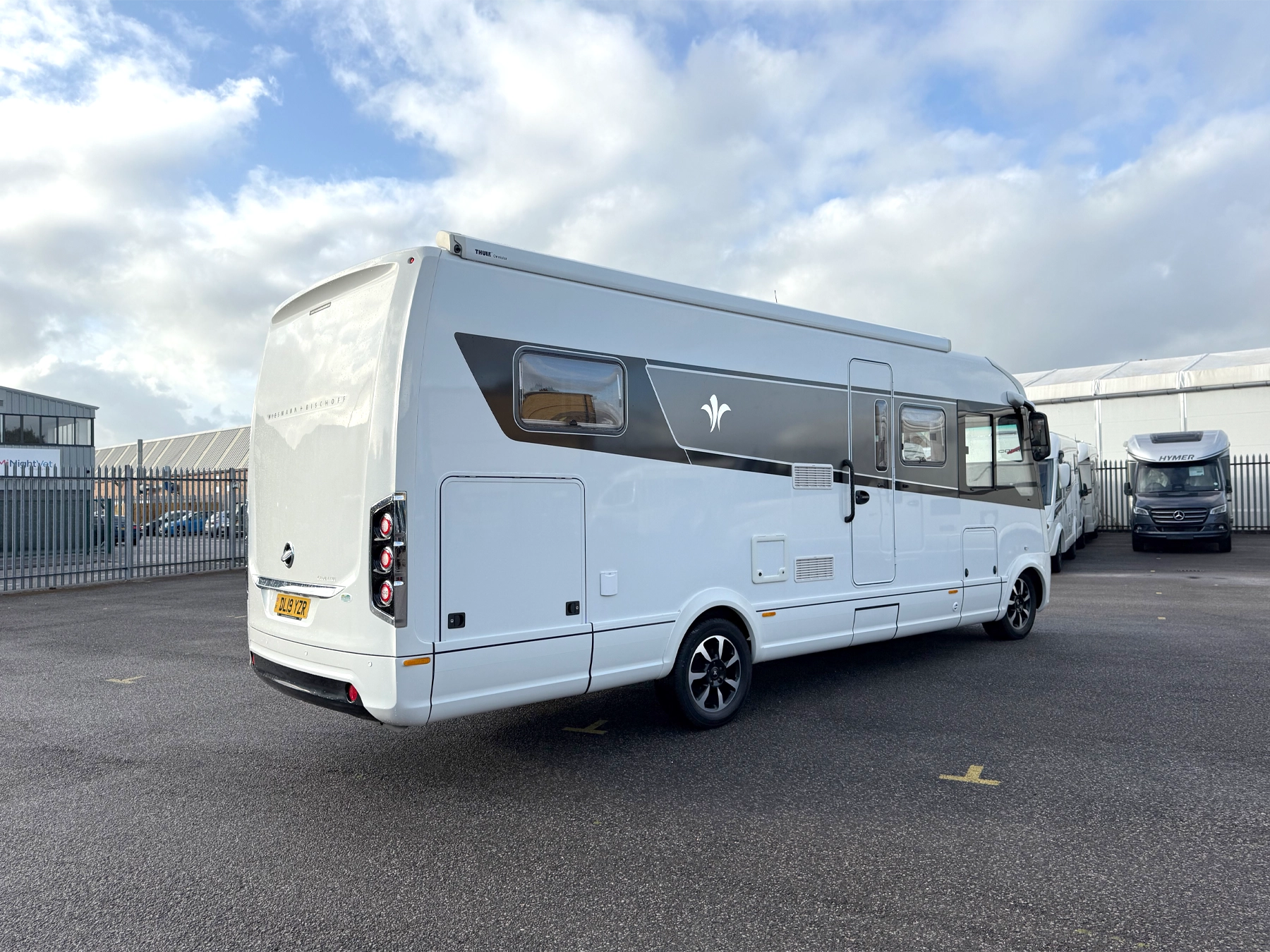 Niesman Arto 77e Used Motorhome 9389 - Exterior Rear Right