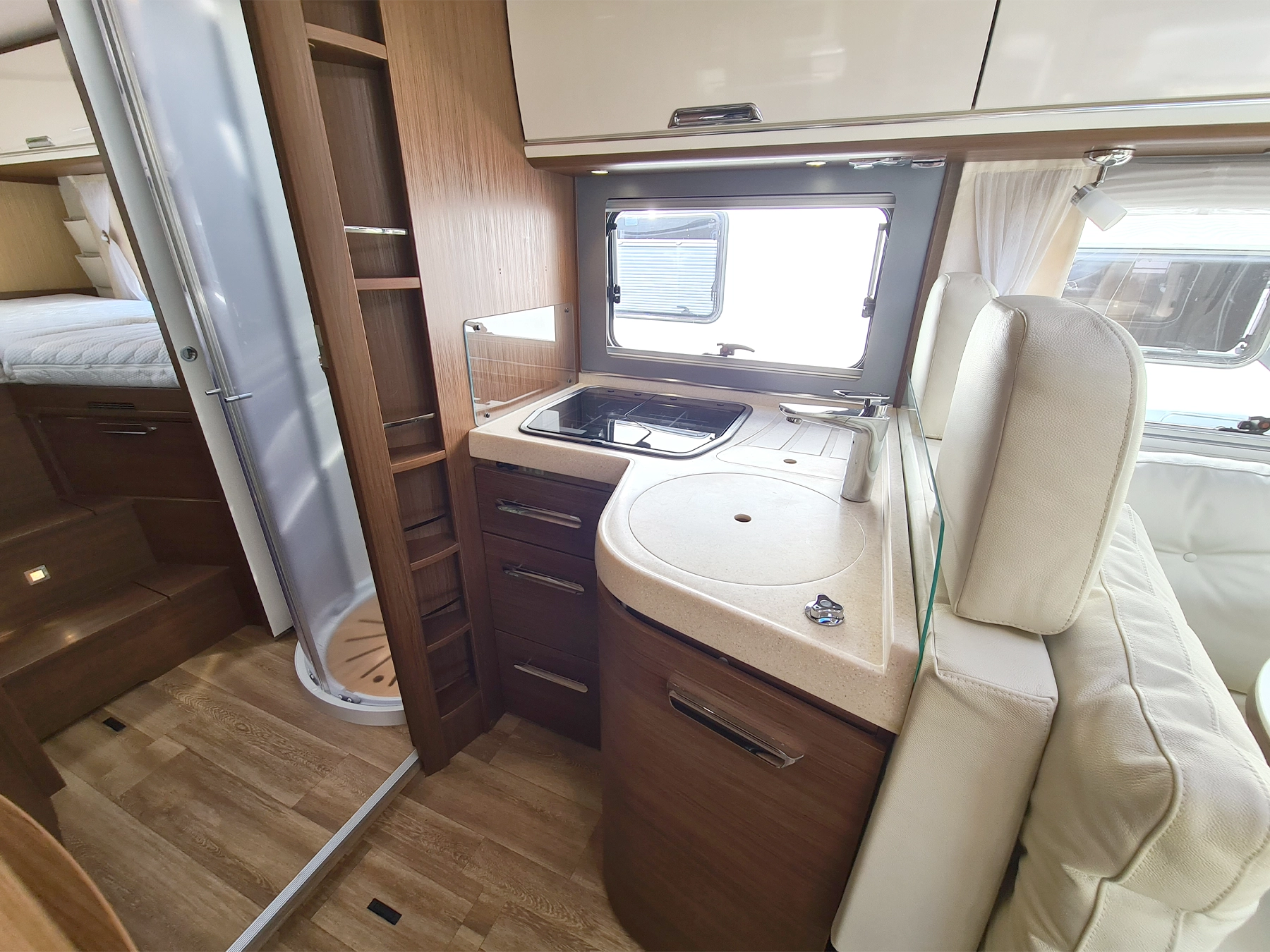 Niesman Arto 77e Used Motorhome 9389 - Kitchen Area
