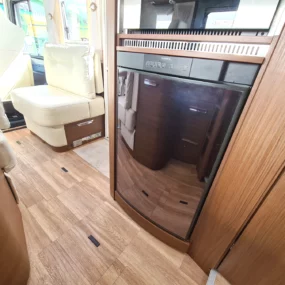 Niesman Arto 77e Used Motorhome 9389 - Kitchen Fridge Freezer