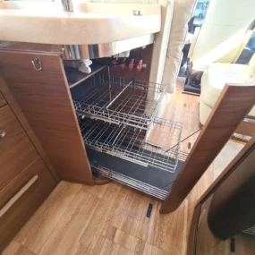 Niesman Arto 77e Used Motorhome 9389 - Kitchen Pantry