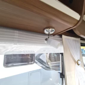 Niesman Arto 77e Used Motorhome 9389 - Lounge Reading Lights