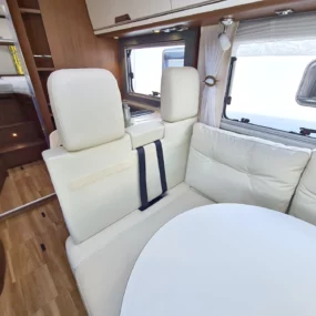 Niesman Arto 77e Used Motorhome 9389 - Lounge Travel Seats