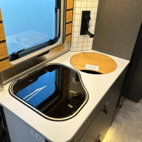 Hymer ML-T 580 Crosstrail 4x4 Kitchen Worktop