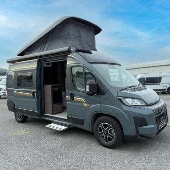 Burstner B66 600 C Pop-Top Exterior Pop-Top Up