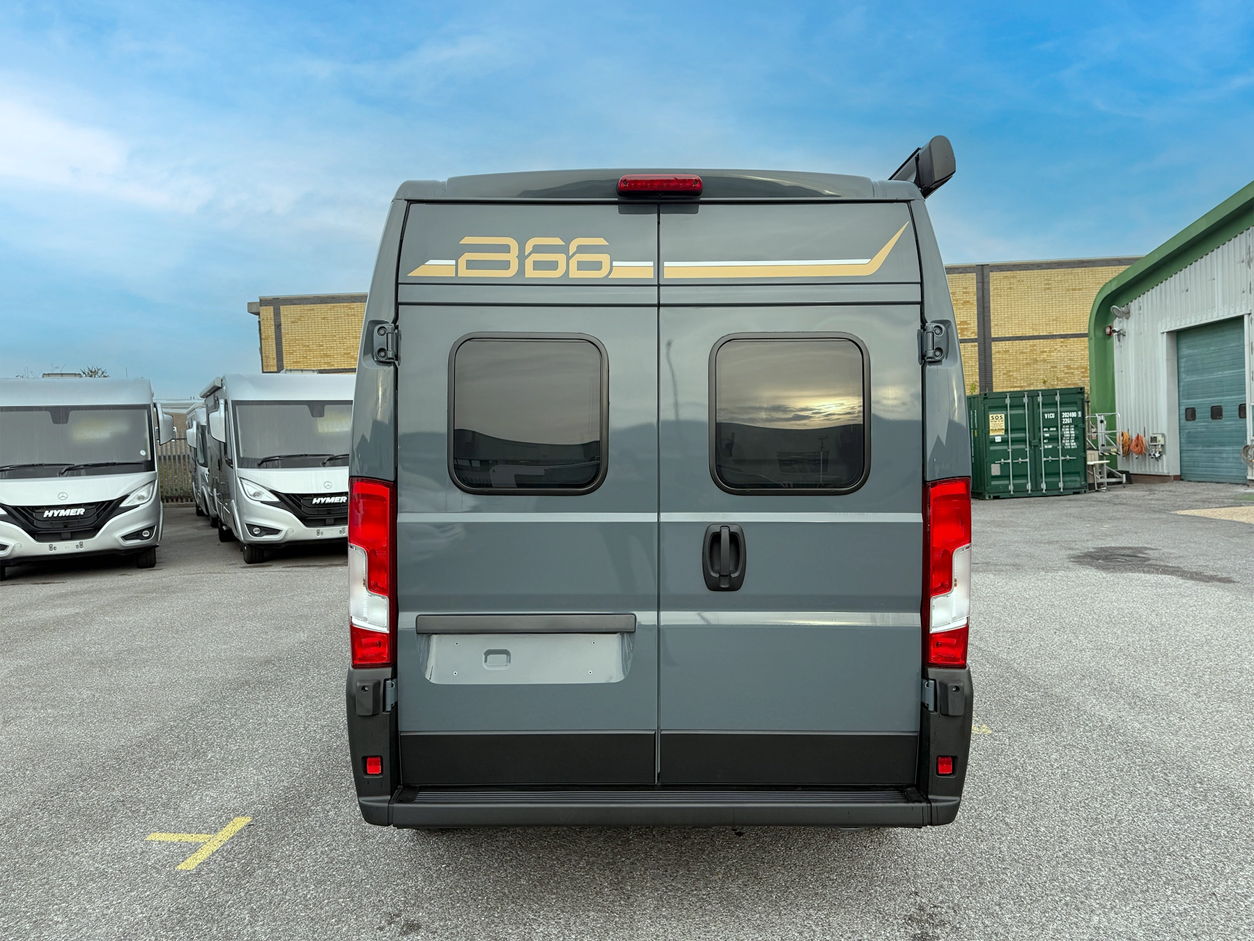 Burstner B66 600 C Pop-Top Exterior Rear