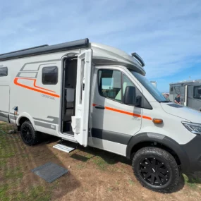 Hymer ML-T Crosstrail Motorhome FO100120 - Exterior Front Right Open