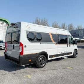 Malibu Diversity 640 LE K GT Skyview Exterior Rear Left Side