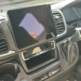 Malibu Diversity 640 LE K GT Skyview Multimedia System