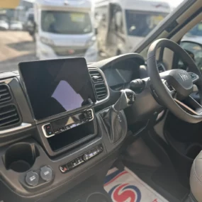 Malibu Diversity 640 LE K GT Skyview Steering Wheel & Multimedia System