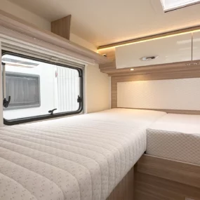 Burstner Lyseo Time T 690 Motorhome 9950 - Bedroom Bed Right