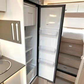 Burstner Lyseo Time T 690 Motorhome 9950 - Kitchen Fridge Freezer