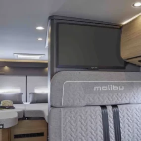 Malibu Diversity 640 GT Skyview Charming Campervan - Interior TV