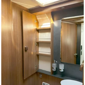 N102679 Bathroom Cabinet