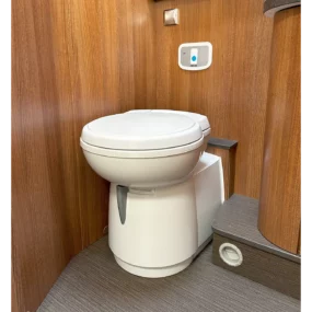 N102679 Bathroom Toilet