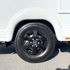 N102679 Exterior Tyre
