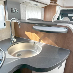 N102679 Kitchen Sink
