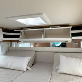 N102679 Overhead Storage Bedroom