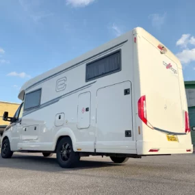 Carthago C-Tourer T 143 LE Exterior Left Rear