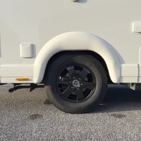 Carthago C-Tourer T 143 LE Exterior Tyre