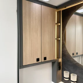 Hymer B-MC T 680 Bathroom Cabinet