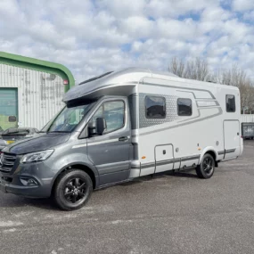 Hymer B-MC T 680 Exterior Front Left Side