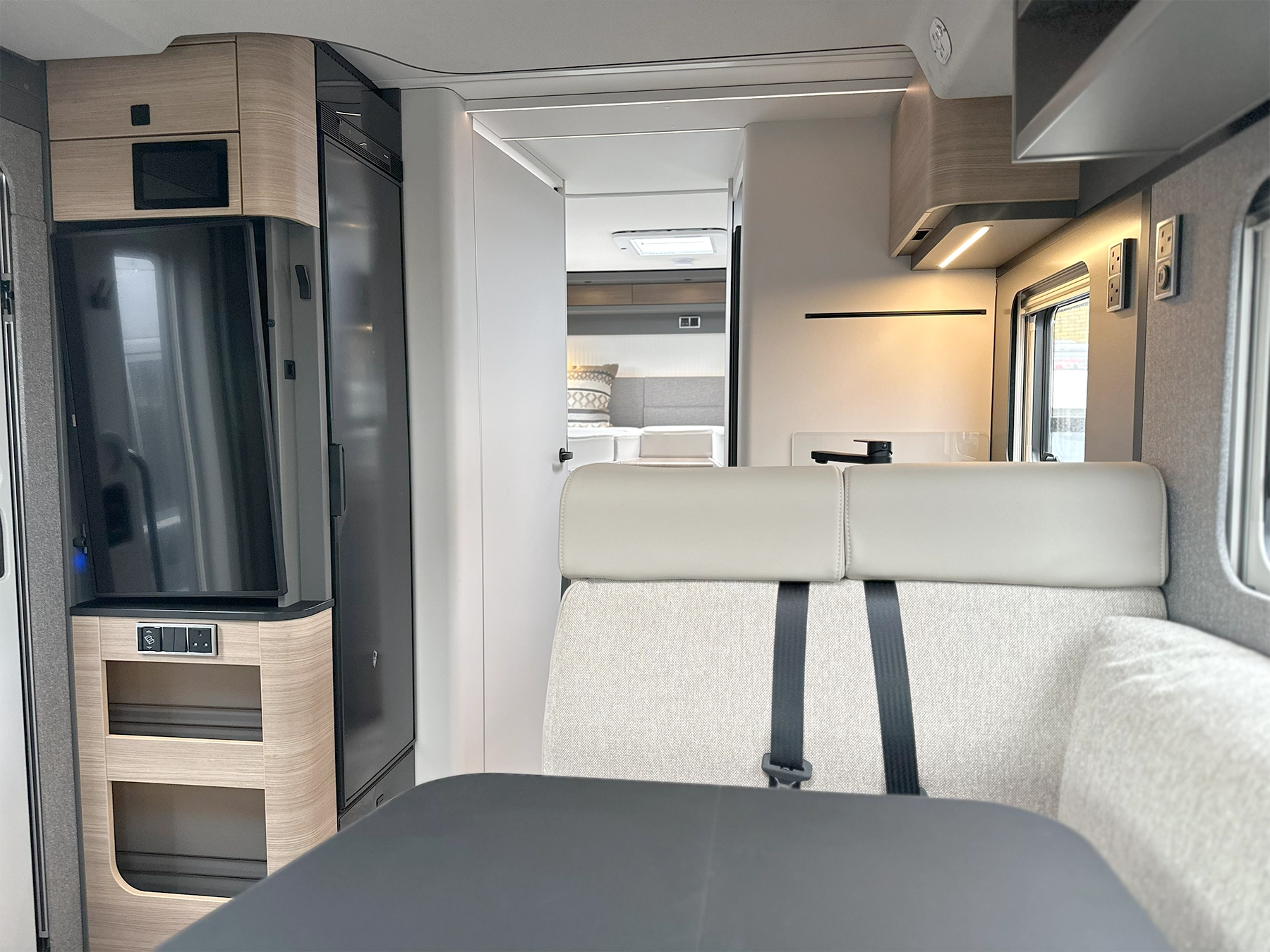 Hymer B-MC T 680 Interior