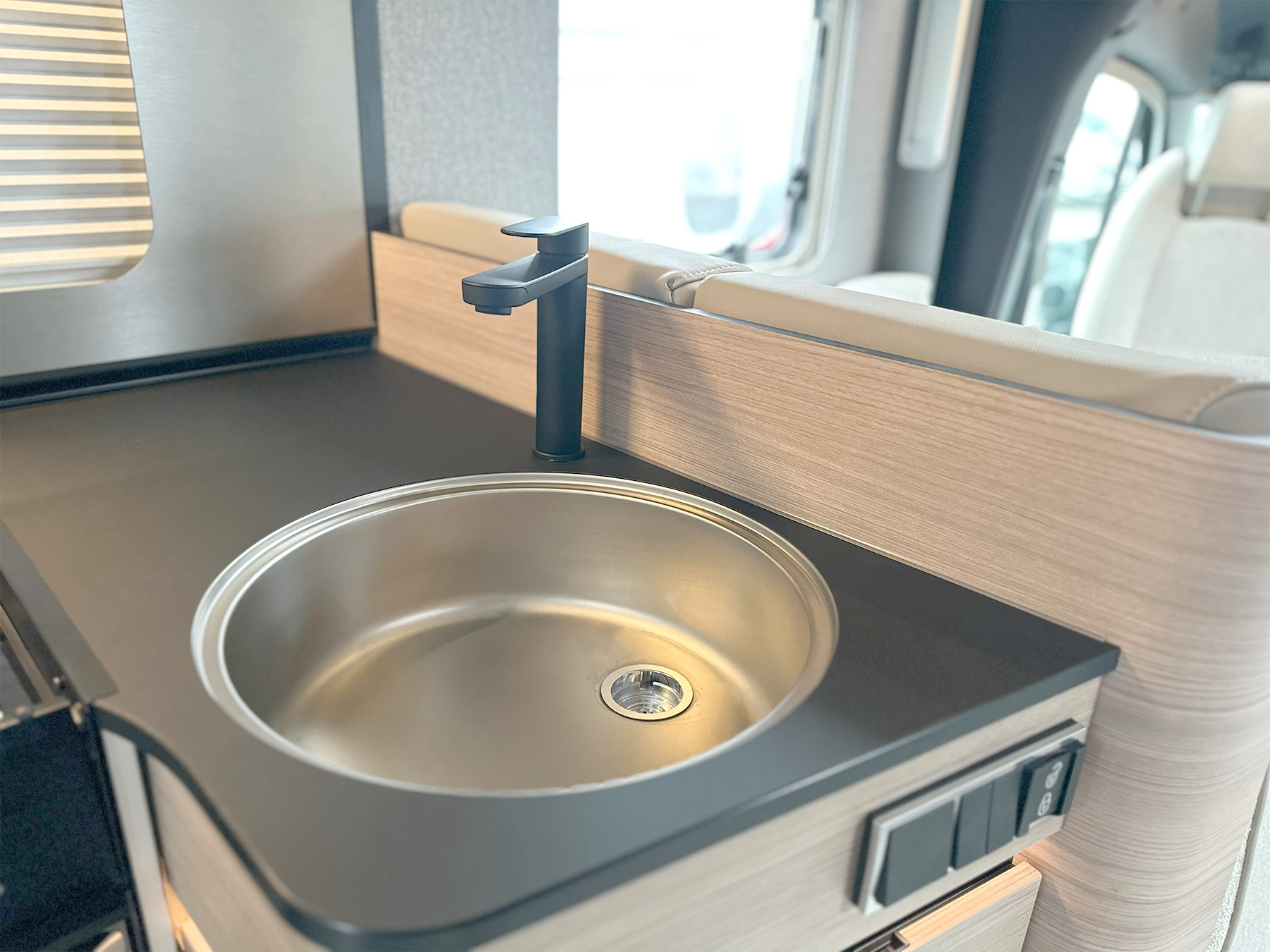 Hymer B-MC T 680 Kitchen Sink