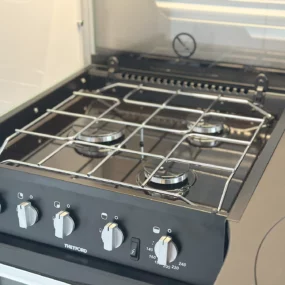Hymer B-MC T 680 Kitchen Thetford Hob