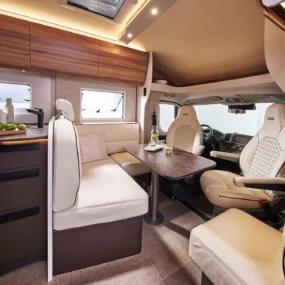 Burstner B66 TD 690 Motorhome FO400690 - Lounge Area