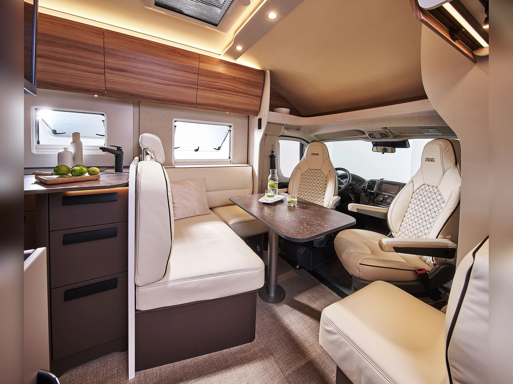 Burstner B66 TD 690 Motorhome FO400690 - Lounge Area