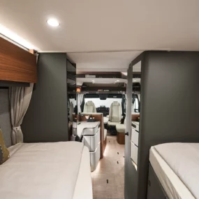 Hymer B-MC T 600 Motorhome FO100150 - Interior View Back to Front