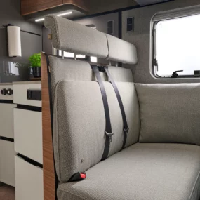 Hymer B-MC T 600 Motorhome FO100150 - Lounge Travel Seats