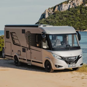 Hymer B-ML I Blackline Motorhome - Exterior Lifestyle Beach