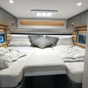 Hymer ML-T Crosstrail Motorhome FO100120 - Bedroom