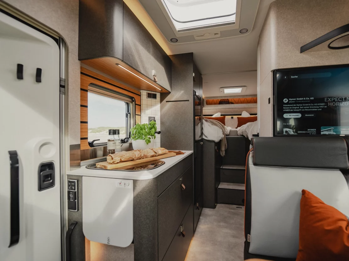 Hymer ML-T Crosstrail Motorhome FO100120 - Interior